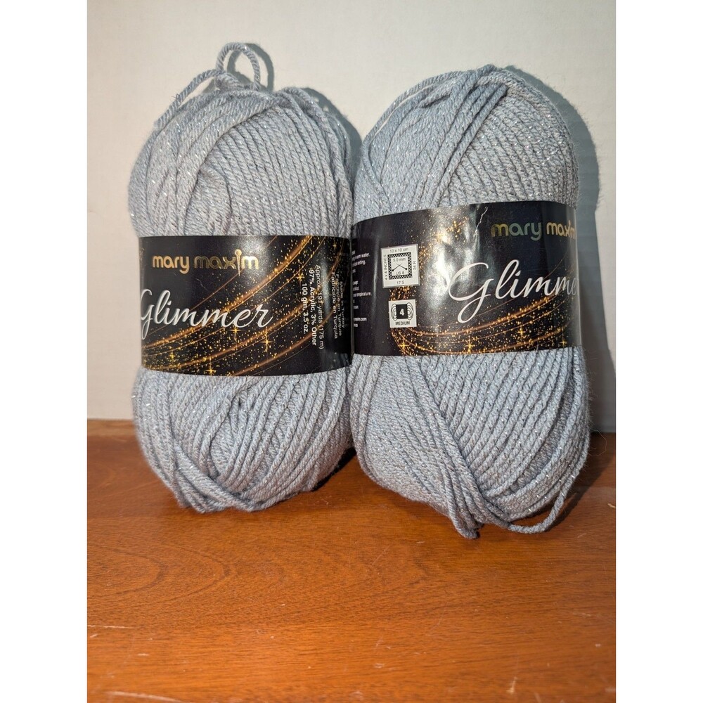 Mary Maxim Glimmer Yarn Silver Metallic 191 Yards Per Skein . NEW